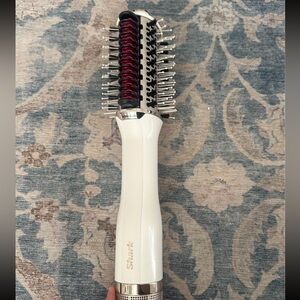 Like new Shark HT202 SmoothStyle Heated Comb + Blow Dryer Brush